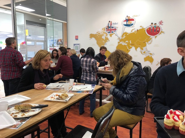 L'école des langues de Calais nous invite à un instant bilingue autour d'un "Potluck" Instan12