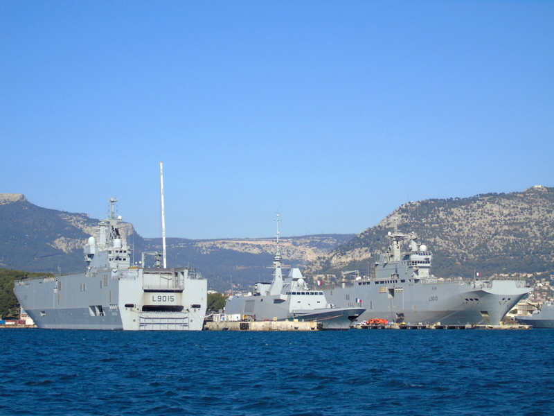 [Les ports militaires de métropole] Port de Toulon - TOME 1 - Page 16 Dsc00910