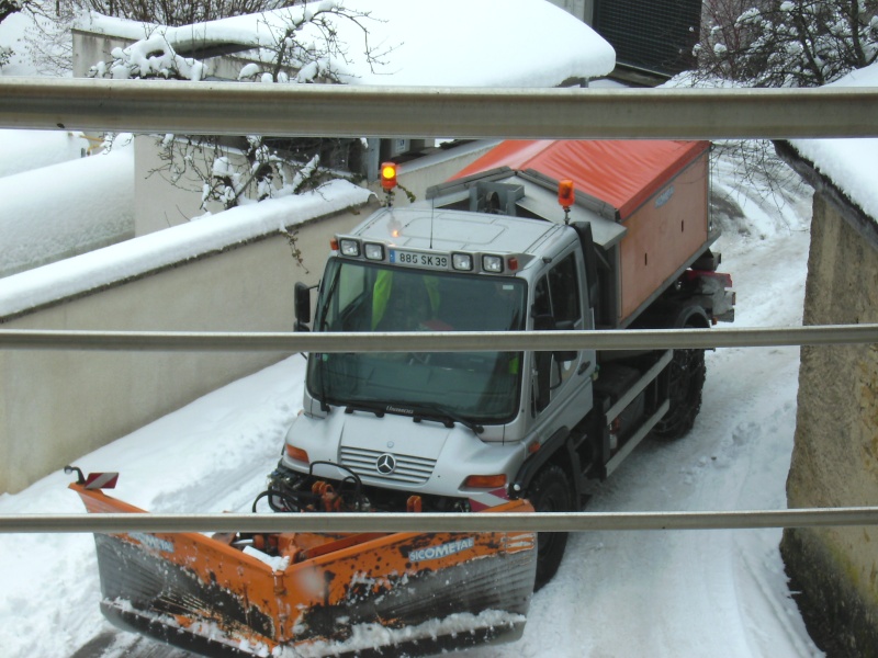 photos unimog chasse neige - Page 5 001_310