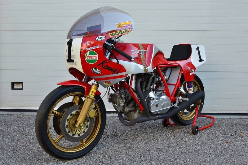 Ducat' Racing  - Page 2 Stile210