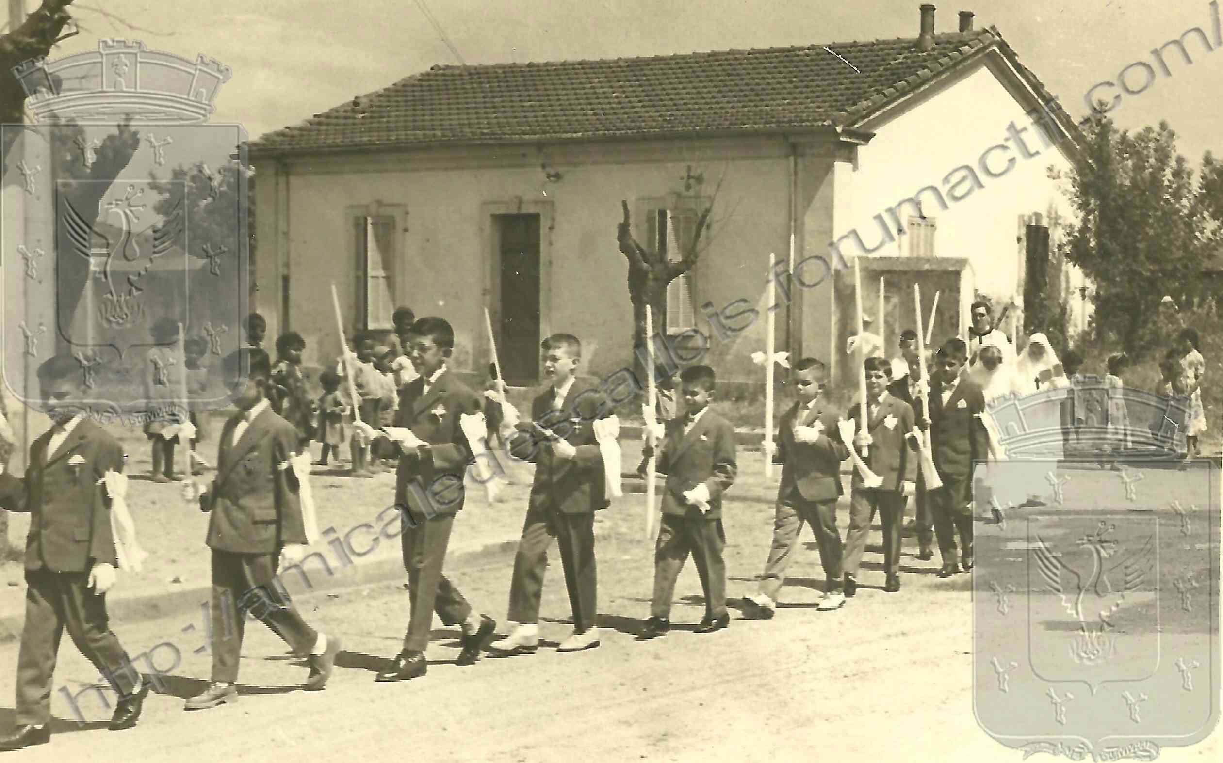 LE TARF - Communion Abbé Porta - 1960 Le_tar13