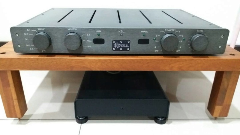 Krell KBL Balanced Preamplifier with separate power supply Krellk13