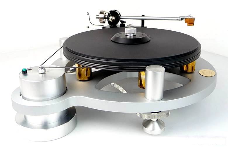 JA Michell Gyro SE Turntable (Rare Gold Colour) with RB300 tonearm. Special-ordered in black finish. Michel11