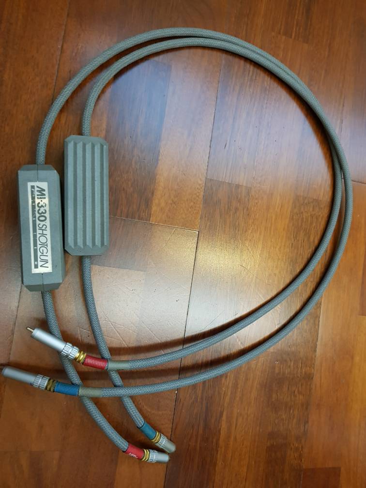 Various Interconnects: MIT, Taralabs, WireWorld, Anti Cables, Abbey Road, Kimber Kables Mitsho10