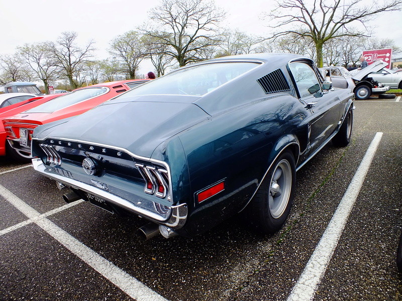 les Mustangs 68 dans diverses expos en France Dscf0435