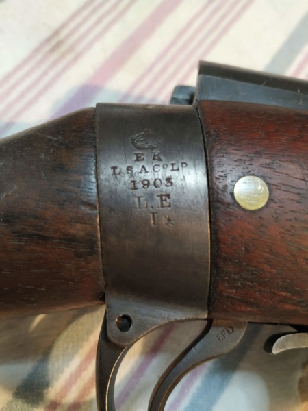 Magazine Lee-Enfield Rifle Mk II fabriqué sous le règne de Victoria (1894) Img_2010