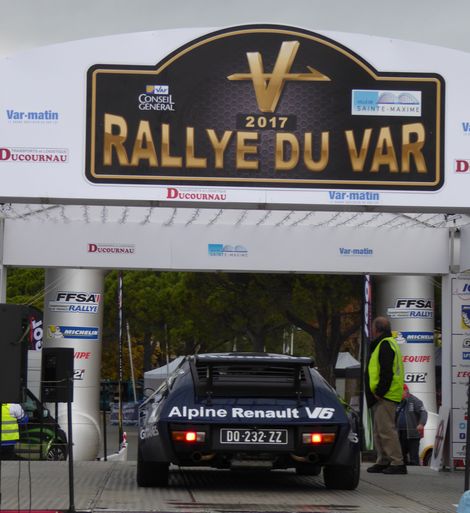Au rallye du Var on a fêté les 40 ans de la victoire Alpine P1050610