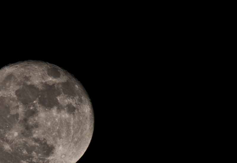 lune et ciel étoilé totalcyber (màj du 23/03/2012) P3205310