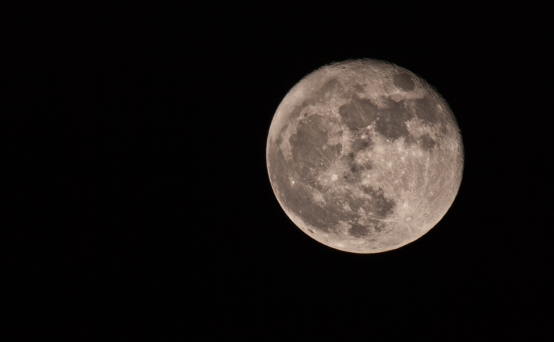 lune et ciel étoilé totalcyber (màj du 23/03/2012) P3205311