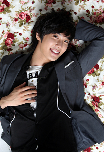 Park Jung Min "La verdadera influencia soy yo, no Kim Hyun Joong" 36150810