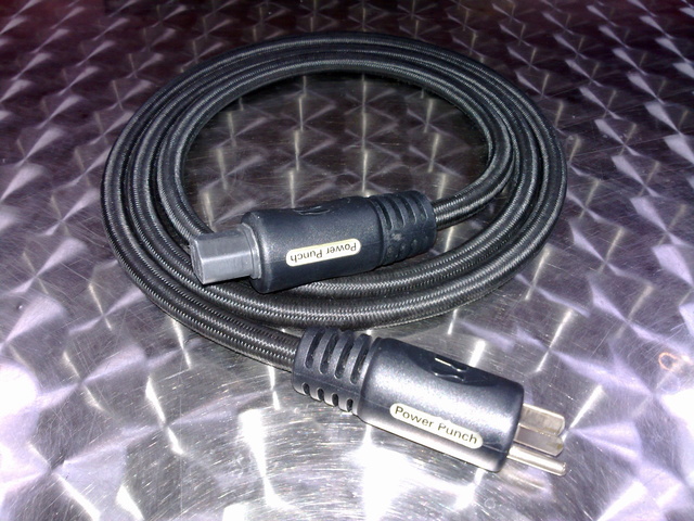 PS Audio xStream Power Punch Power Cable 2 Meter [SOLD] Punch_10