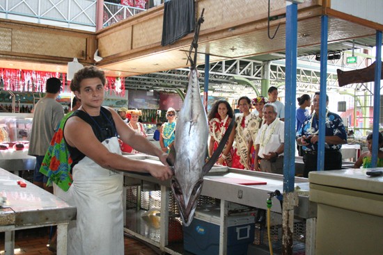 Article dans La Dépêche de Tahiti du 2 juillet 2010 - Mini Heiva, mais il fait le maximum Img_4010