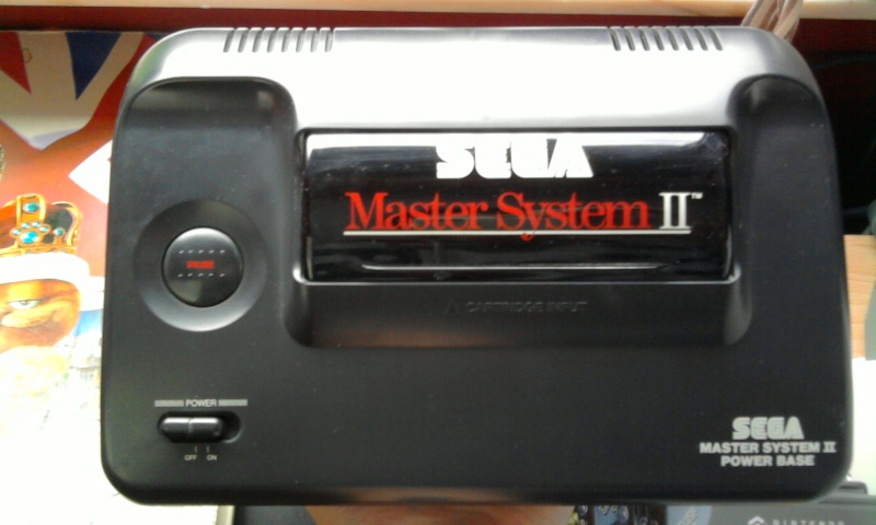 VEN/ECH Master system I et II + 35 jeux + accesoires. Photo014