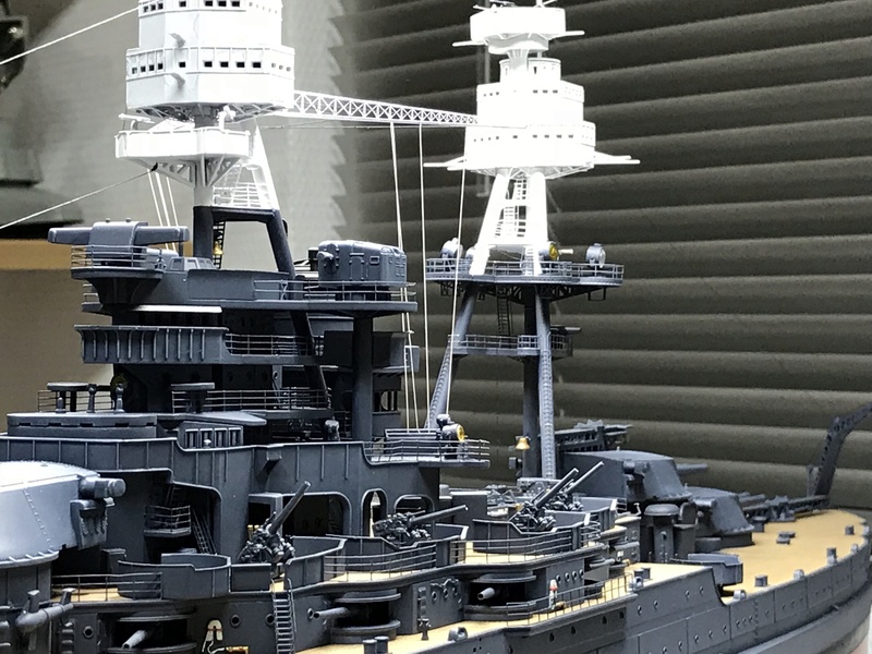 USS ARIZONA 1/200 TRUMPETER - Page 3 Vwbxe411