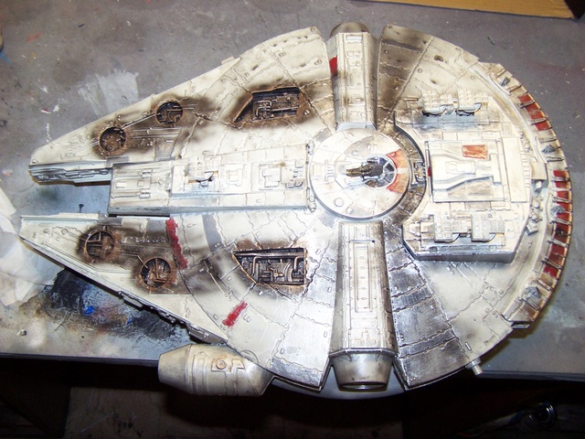 Meine Schrottmühle...Restauration eines Modells des Milenium Falcon vom AMT-Ertl 100_3613