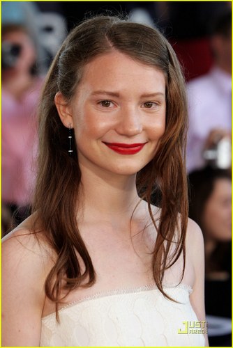 Mia Wasikowska Mia-wa10