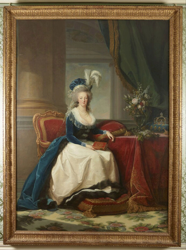 Portraits de Marie-Antoinette au livre, en robe bleue, par et d'après Vigée Le Brun (1785 - 1788 ?) - Page 2 Captu168