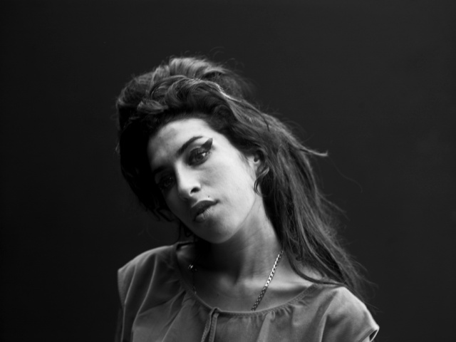 Amy Winehouse Cf003110