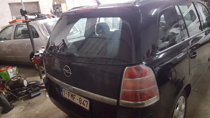 mon zafifi [Zafira B 1.9 CDTI 120] 26229512