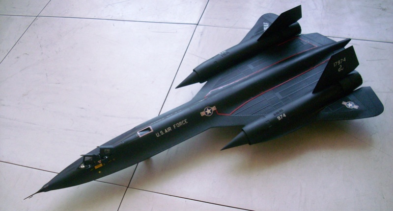 SR-71 de chez Italeri au 1/72ème Sr-7110