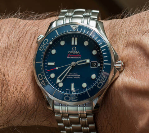 Breitling superocean h ritage vs Omega seamaster diver 300