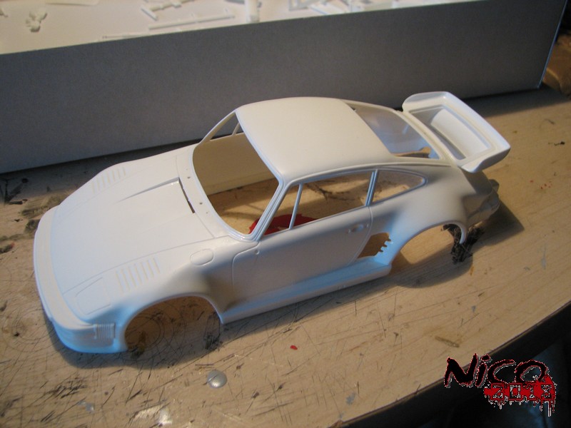 [Fujimi-1/24°] Porsche 911 turbo 1985 Flat Nose Img_0076