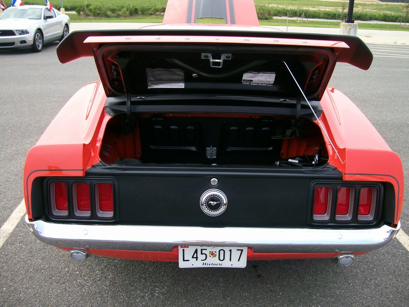 Des lumière arrirère de Mustang ou Shelby 100_3410