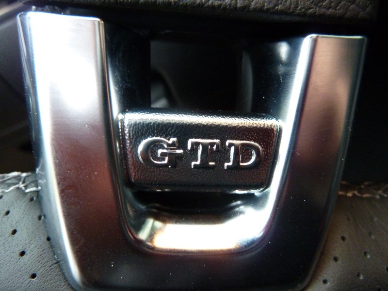 GTD 5 portes DSG gris carbone - Page 2 P1000918