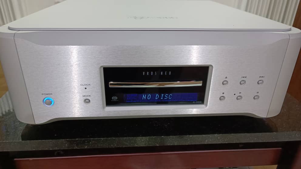 Esoteric K-03X CD Player (sold) A817ed10