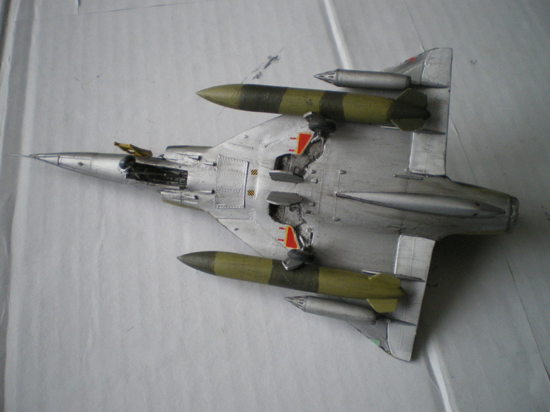 Mirage M 5M Zaire / Kamina 1977/Heller-HPM-Carpéna  1/72 (VINTAGE) Imgp0043