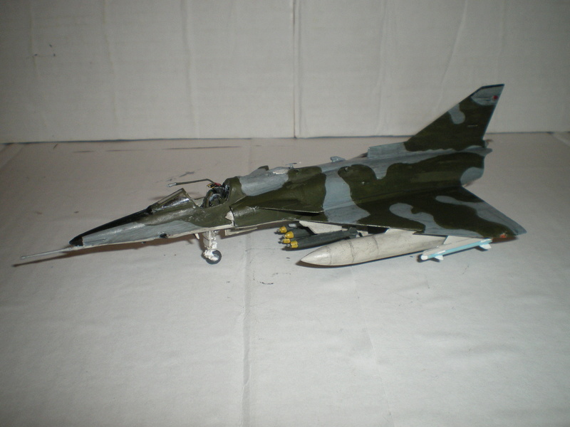 FINI [Italeri] Kfir C 7 Colombien numéro 2... Imgp0089