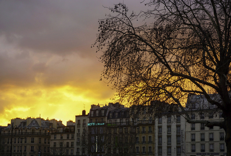 Coucher soleil à Paris 77886910