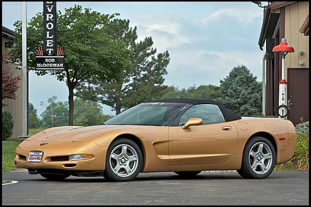 Nouvelle corvette C5 cabriolet bronze métal 98-azt10