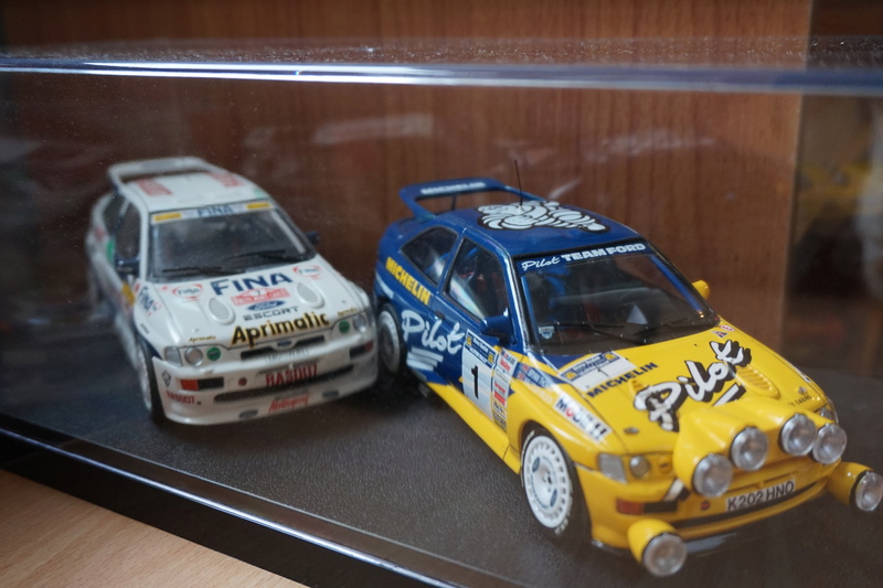 FORD ESCORT COSWORTH tamiya 1/24 - Page 3 Dsc00577