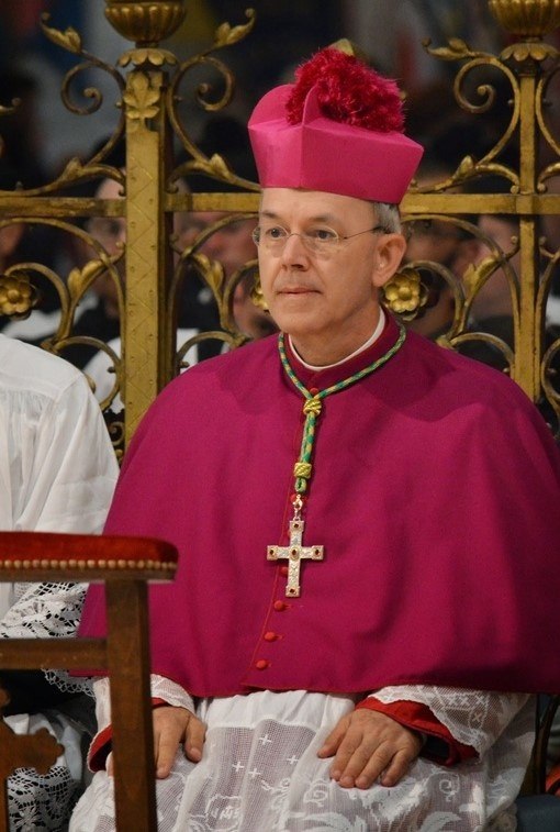 Selon Mgr Athanasius Schneider, le Pape a répondu au Dubia ! 8lkw6610