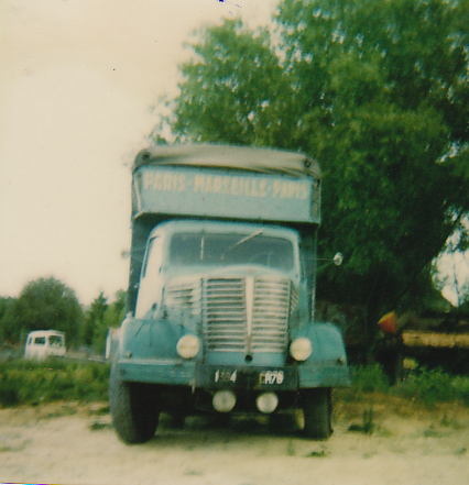 Utilitaires et poids-lourds  non Citroën ... - Page 13 Unic_z10