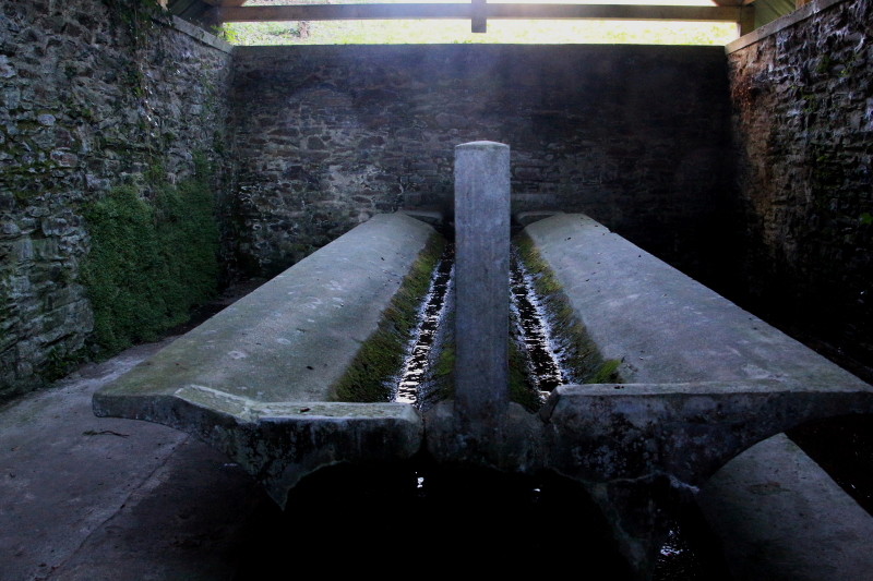 Des lavoirs, fontaines, bassins... Lavoir14