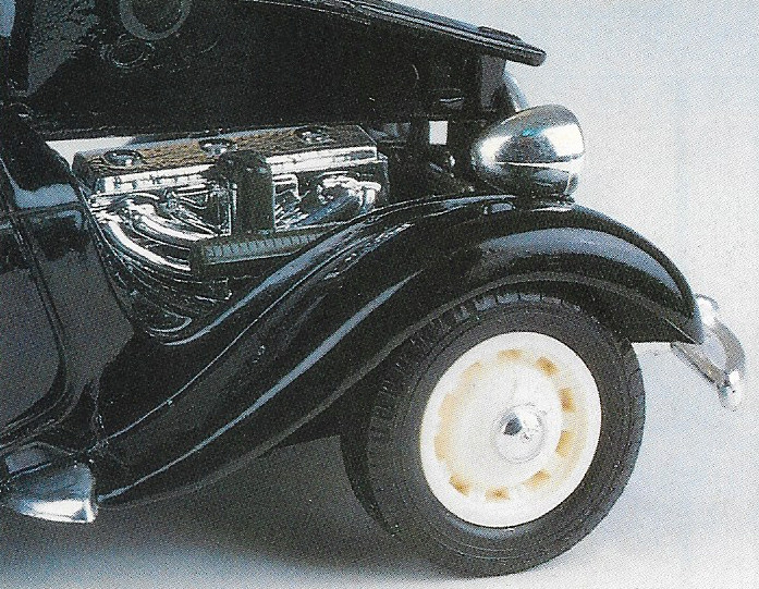 Les premières Citroën Traction Avant 15 CV de SOLIDO Ta_sol11