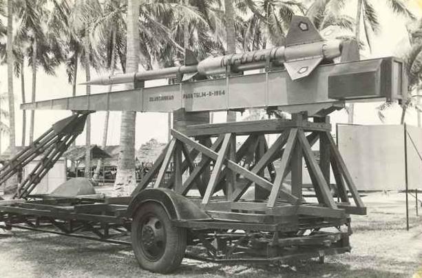 Recherche infos sur programme fusée Indonésie 1964 Kartik10