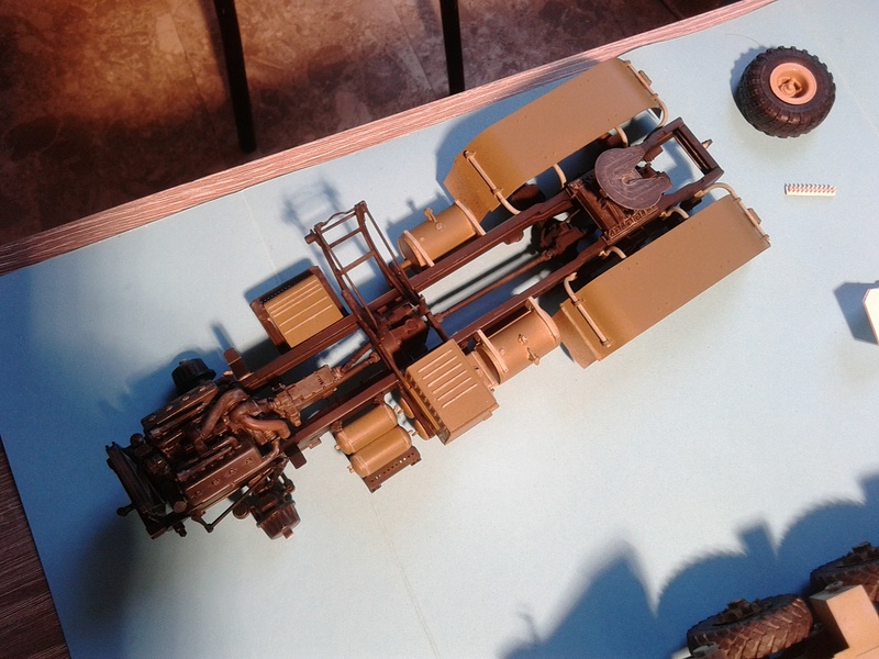 Kraz 6446 tracteur de Takom 1/35 - Page 4 Img_2395