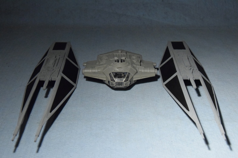 Kilo Ren's Tie Fighter - Revell - 1/70 01810