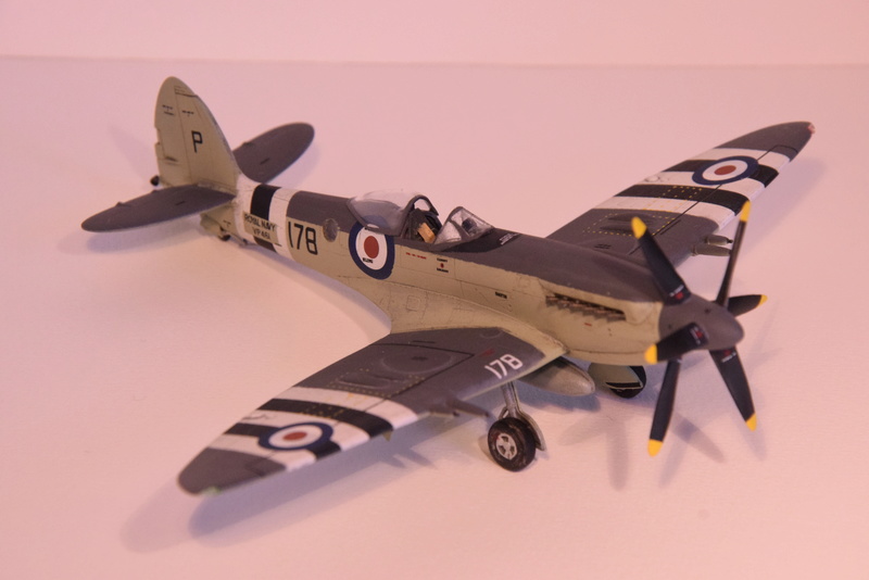 Supermarine "Seafire" FR Mk. 47 - 1/72 - Special Hobby 08712