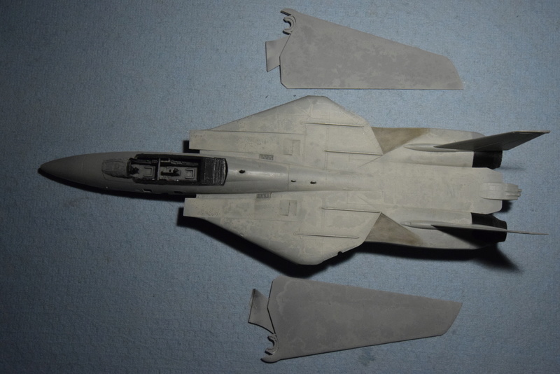 Grumman F-14A "Tomcat" - 1/72 - Hobby Boss - Page 12 12011