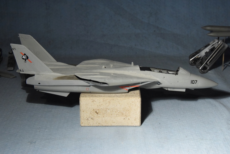 Grumman F-14A "Tomcat" - 1/72 - Hobby Boss - Page 12 12211