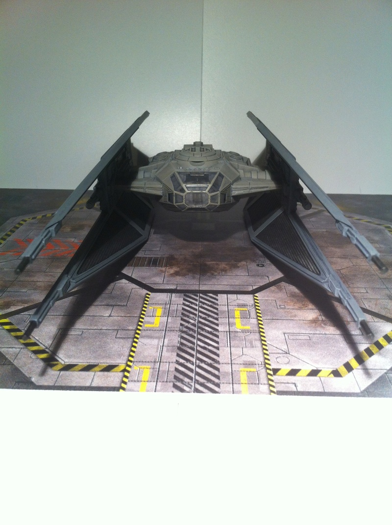 Kilo Ren's Tie Fighter - Revell - 1/70 - Page 2 Img_1110