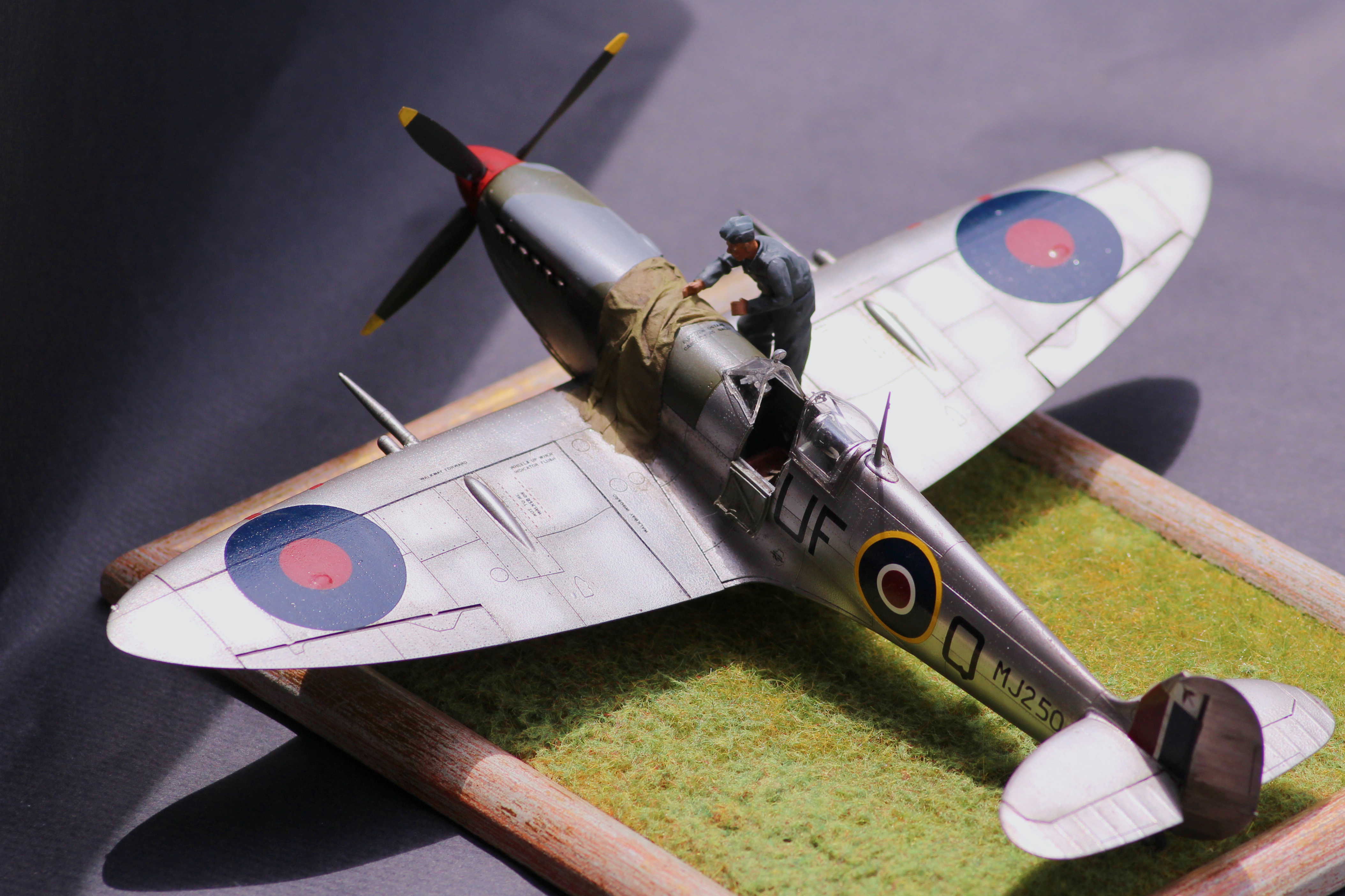 Spitfire LF Mk IX c 601 squadron 610