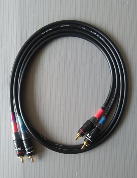 Canare Starquad L-4E6S RCA interconnect A18