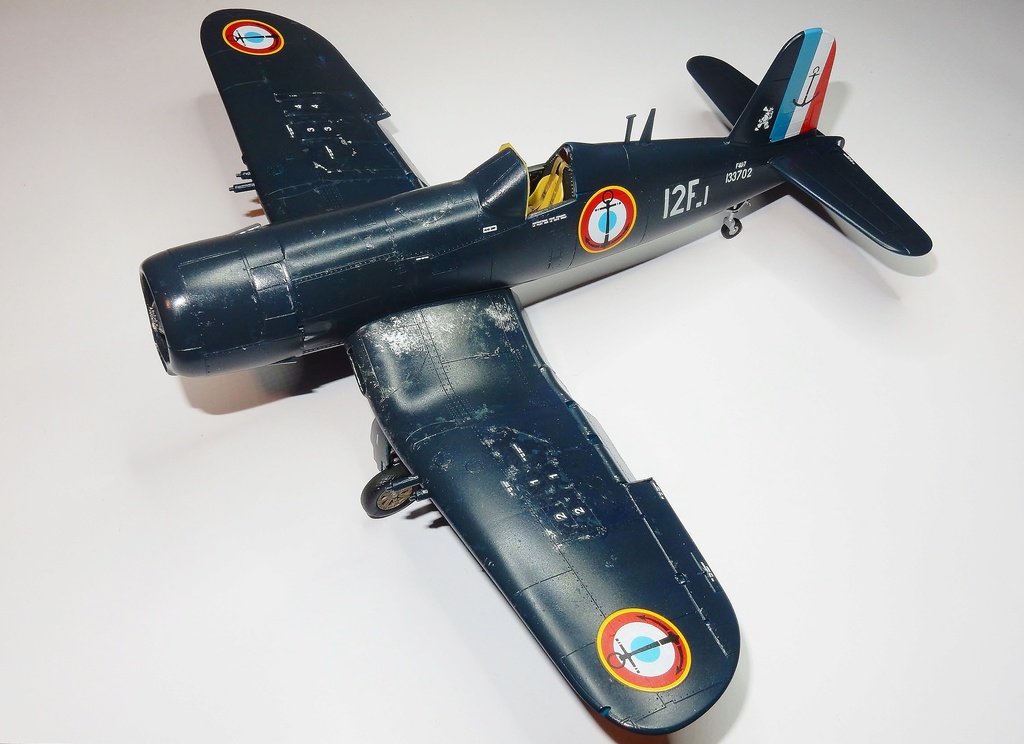 [Concours Aéronavale] F4U-7 Corsair Flotille 12F au 1/48 - Page 5 Dscn6249