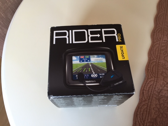  GPS TOMTOM RIDER PRO( VENDU) Img_1311