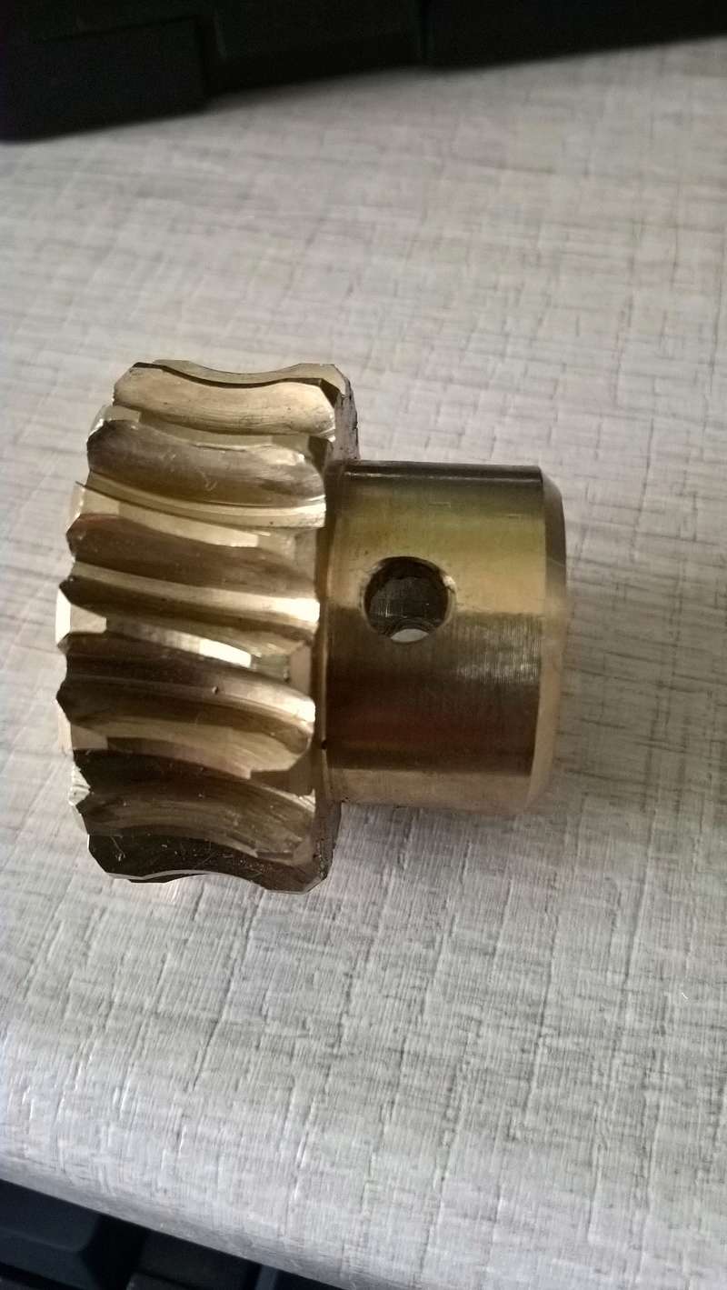 ( Recherche ) pignon bronze moteur JLO RM152 Wp_20118